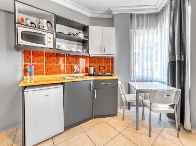 Kleopatra Icaria Aparthotel 2*